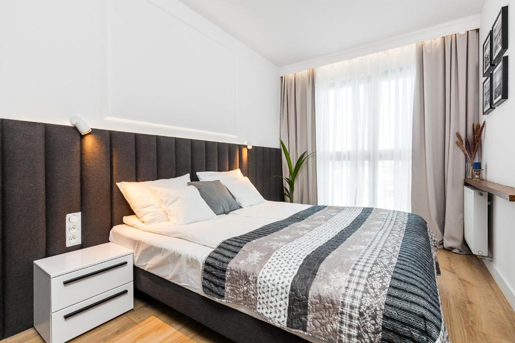 "Nowy Apartament" Sypialnia , Garaz, 1500 M Od Morza, Netflix 그단스크 외부 사진